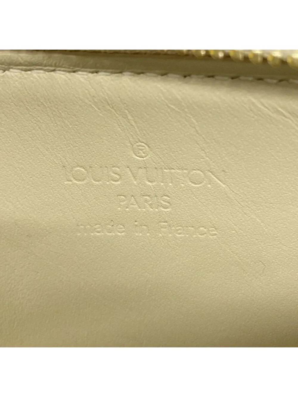 Louis Vuitton Pouch Vernis Lexington Beige